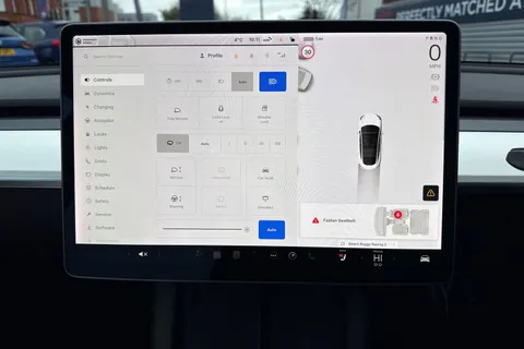 BJ71AEY Tesla Model 3 Standard Range Plus Auto RWD 4dr Thumbnail #49