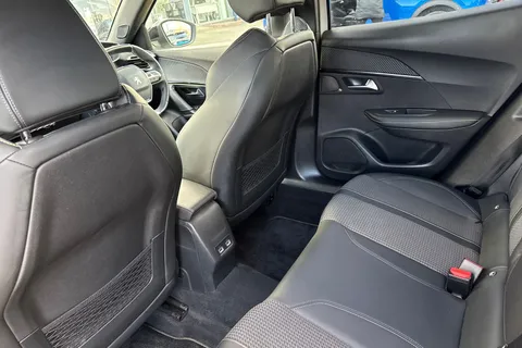 DG22ONV PEUGEOT 2008 1.2 PureTech GT Euro 6 (s/s) 5dr Thumbnail #30