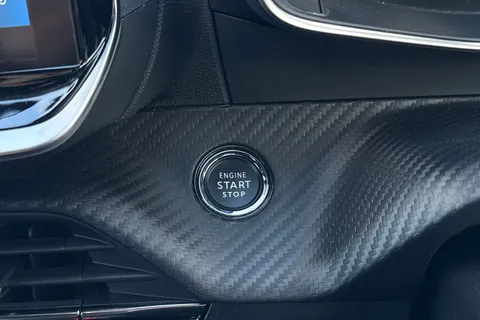 DG22ONV PEUGEOT 2008 1.2 PureTech GT Euro 6 (s/s) 5dr Thumbnail #42