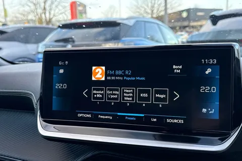 DG22ONV PEUGEOT 2008 1.2 PureTech GT Euro 6 (s/s) 5dr Thumbnail #44