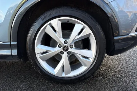 PK72ETR Audi Q4 e-tron Q4  S line 40 e-tron  150,00 kW Thumbnail #13