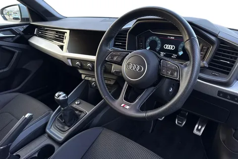 PG23KXX Audi A1 S line 25 TFSI 95 PS 5-speed Thumbnail #14