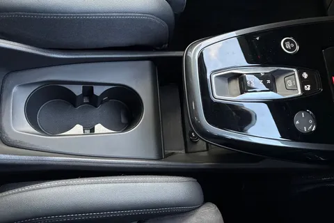 PK72ETR Audi Q4 e-tron Q4  S line 40 e-tron  150,00 kW Thumbnail #24