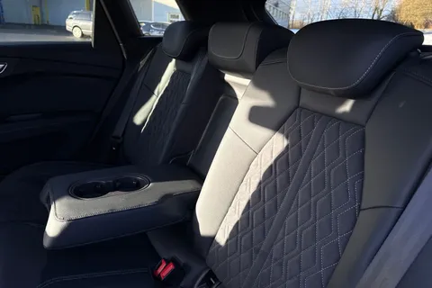 PK72ETR Audi Q4 e-tron Q4  S line 40 e-tron  150,00 kW Thumbnail #33