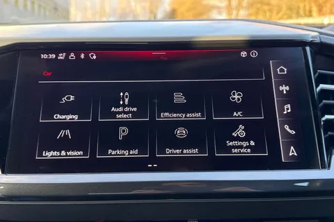 PK72ETR Audi Q4 e-tron Q4  S line 40 e-tron  150,00 kW Thumbnail #42