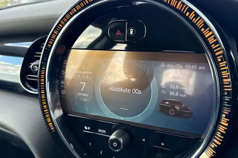 FX73NMF Mini Hatch 1.5 Cooper Classic Steptronic Euro 6 (s/s) 3dr Thumbnail #18