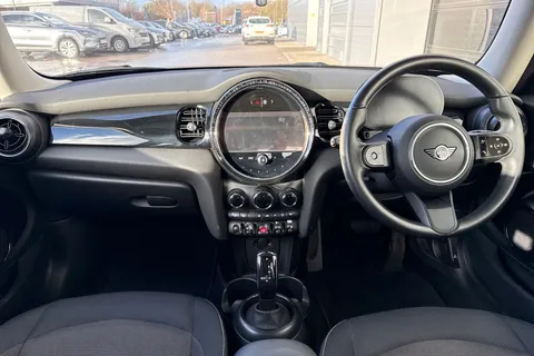 FX73NMF Mini Hatch 1.5 Cooper Classic Steptronic Euro 6 (s/s) 3dr Thumbnail #37