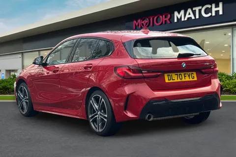 DL70FYG BMW 1 Series 1.5 118i M Sport Euro 6 (s/s) 5dr Thumbnail #3