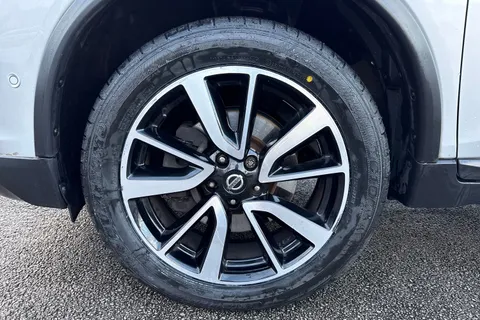 SE70GVD Nissan X-Trail 1.7 dCi Tekna 4WD Euro 6 (s/s) 5dr Thumbnail #13