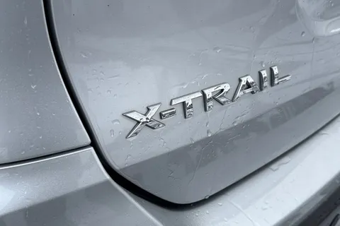 SE70GVD Nissan X-Trail 1.7 dCi Tekna 4WD Euro 6 (s/s) 5dr Thumbnail #37