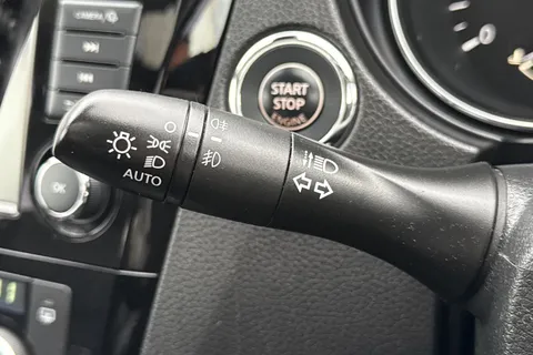 SE70GVD Nissan X-Trail 1.7 dCi Tekna 4WD Euro 6 (s/s) 5dr Thumbnail #43