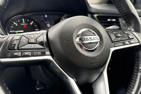 SE70GVD Nissan X-Trail 1.7 dCi Tekna 4WD Euro 6 (s/s) 5dr Thumbnail #47