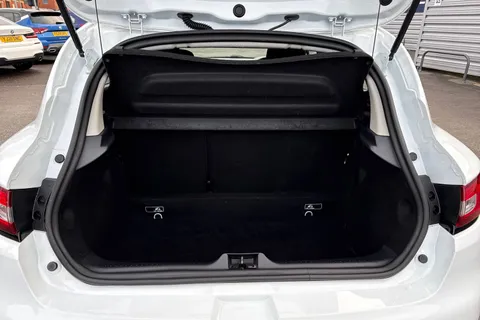 KP69LWX Renault Clio 0.9 TCe Play Euro 6 (s/s) 5dr Thumbnail #7