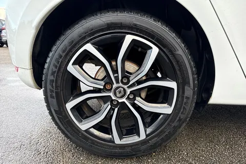 KP69LWX Renault Clio 0.9 TCe Play Euro 6 (s/s) 5dr Thumbnail #10