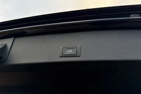 LL22RSO Audi Q2 Black Edition 35 TFSI  150 PS S tronic Thumbnail #38