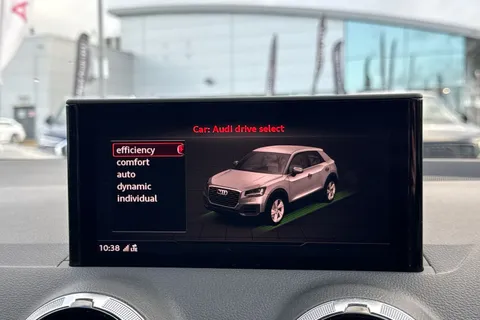 LL22RSO Audi Q2 Black Edition 35 TFSI  150 PS S tronic Thumbnail #57