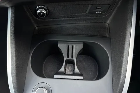 LL22RSO Audi Q2 Black Edition 35 TFSI  150 PS S tronic Thumbnail #59