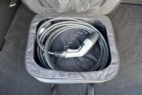 BT71FNG PEUGEOT e-2008 50kWh GT Premium Auto 5dr Thumbnail #24