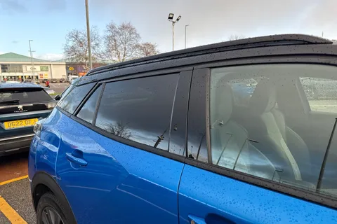 BT71FNG PEUGEOT e-2008 50kWh GT Premium Auto 5dr Thumbnail #36