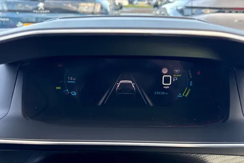 BT71FNG PEUGEOT e-2008 50kWh GT Premium Auto 5dr Thumbnail #41