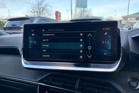 BT71FNG PEUGEOT e-2008 50kWh GT Premium Auto 5dr Thumbnail #48