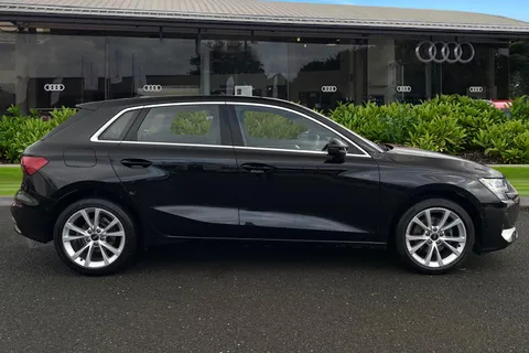 ST74UDM Audi A3 Sport 30 TFSI  116 PS S tronic Thumbnail #4