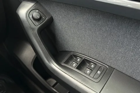 BV22UBP SEAT Ateca 1.5 TSI EVO SE Technology DSG Euro 6 (s/s) 5dr Thumbnail #18