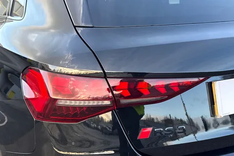 PJ25USH Audi RS 3 RS 3 Sportback Carbon Black 400 PS S tronic Thumbnail #8