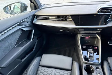 PJ25USH Audi RS 3 RS 3 Sportback Carbon Black 400 PS S tronic Thumbnail #20