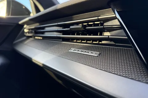 PJ25USH Audi RS 3 RS 3 Sportback Carbon Black 400 PS S tronic Thumbnail #42