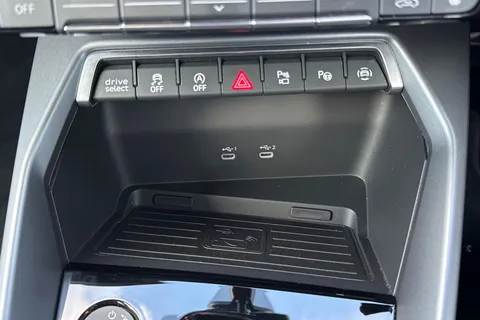 PJ25USH Audi RS 3 RS 3 Sportback Carbon Black 400 PS S tronic Thumbnail #43