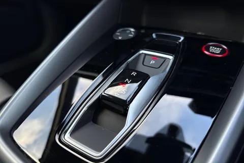 PJ25USH Audi RS 3 RS 3 Sportback Carbon Black 400 PS S tronic Thumbnail #45