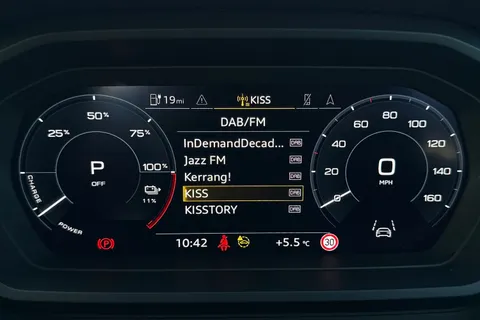 LV24WPK Audi Q4 e-tron Q4 Sport 45 e-tron 210,00 kW Thumbnail #53