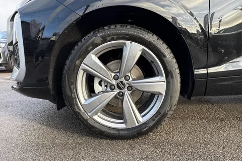  Audi Q3 1.5 TFSI S line S Tronic Euro 6 (s/s) 5dr Thumbnail #13