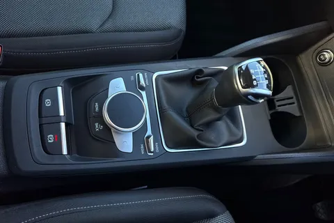 PK23SVV Audi Q2 Sport 30 TFSI 110 PS 6-speed Thumbnail #24