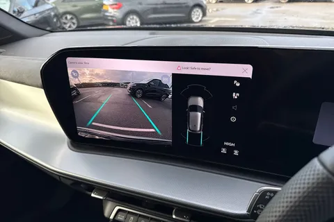  Audi Q3 1.5 TFSI S line S Tronic Euro 6 (s/s) 5dr Thumbnail #28