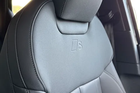  Audi Q3 1.5 TFSI S line S Tronic Euro 6 (s/s) 5dr Thumbnail #34