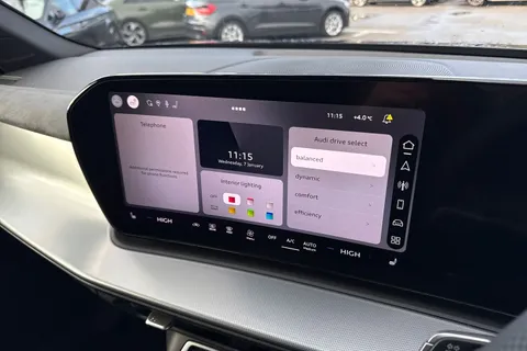  Audi Q3 1.5 TFSI S line S Tronic Euro 6 (s/s) 5dr Thumbnail #37