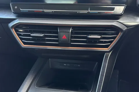 PJ73UXS CUPRA Formentor 2.0 TSI VZ2 DSG Euro 6 (s/s) 5dr Thumbnail #22