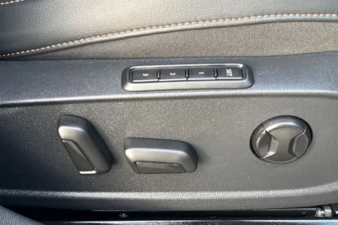 PJ73UXS CUPRA Formentor 2.0 TSI VZ2 DSG Euro 6 (s/s) 5dr Thumbnail #32