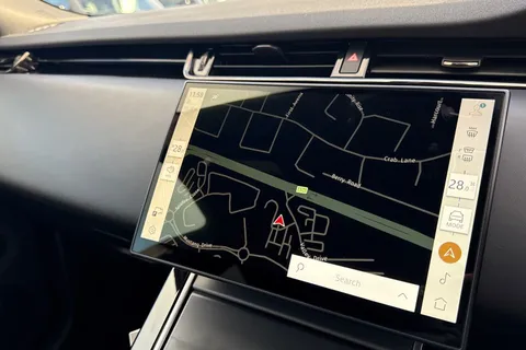 KW24OJE Land Rover Range Rover Evoque 2.0 D200 Dynamic HSE 5dr Thumbnail #13