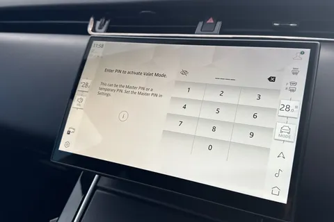 KW24OJE Land Rover Range Rover Evoque 2.0 D200 Dynamic HSE 5dr Thumbnail #39