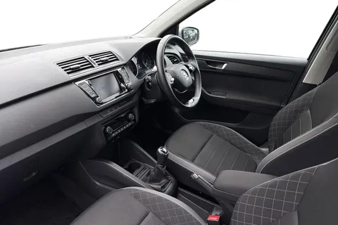 MJ22WWL Škoda Fabia 1.0 TSI SE L Euro 6 (s/s) 5dr Thumbnail #10