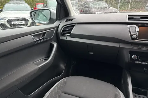 MJ22WWL Škoda Fabia 1.0 TSI SE L Euro 6 (s/s) 5dr Thumbnail #16