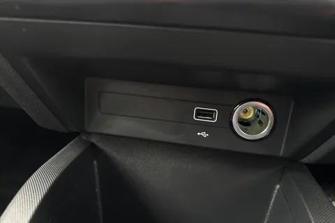 MJ22WWL Škoda Fabia 1.0 TSI SE L Euro 6 (s/s) 5dr Thumbnail #41