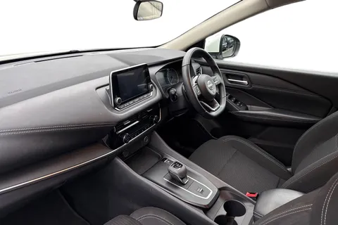 FV23MJX Nissan Qashqai 1.3 DIG-T MHEV Acenta Premium XTRON Euro 6 (s/s) 5dr Thumbnail #9