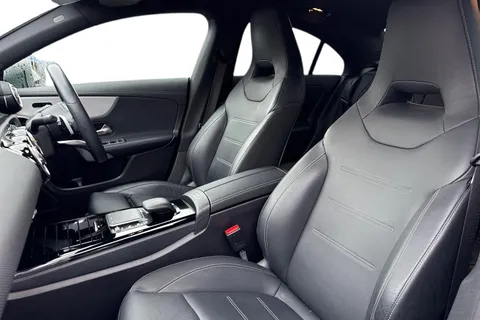 WM72AHD Mercedes-Benz Cla Class 1.3 CLA180 AMG Line (Executive) Coupe 7G-DCT Euro 6 (s/s) 4dr Thumbnail #12