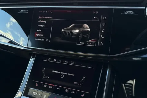 MP73XNV Audi SQ7 Black Edition TFSI 507 PS tiptronic Thumbnail #30