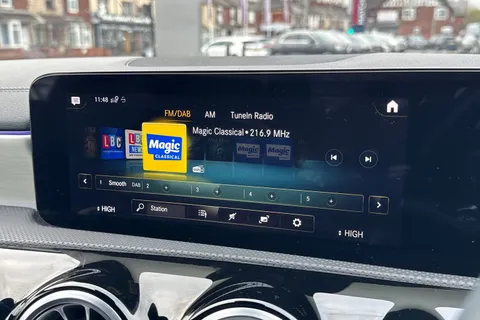 WM72AHD Mercedes-Benz Cla Class 1.3 CLA180 AMG Line (Executive) Coupe 7G-DCT Euro 6 (s/s) 4dr Thumbnail #45