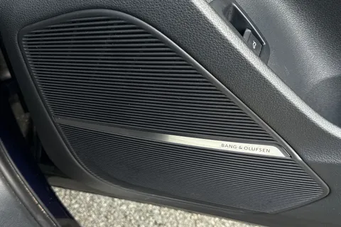 MP73XNV Audi SQ7 Black Edition TFSI 507 PS tiptronic Thumbnail #47